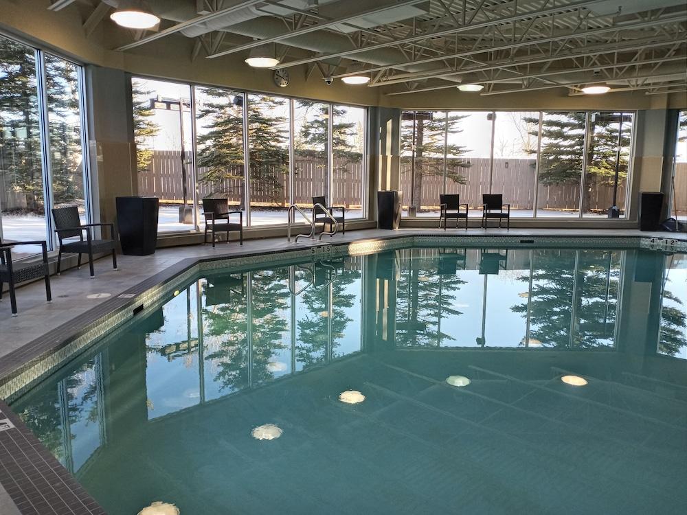 Hilton Garden Inn Calgary Airport מראה חיצוני תמונה