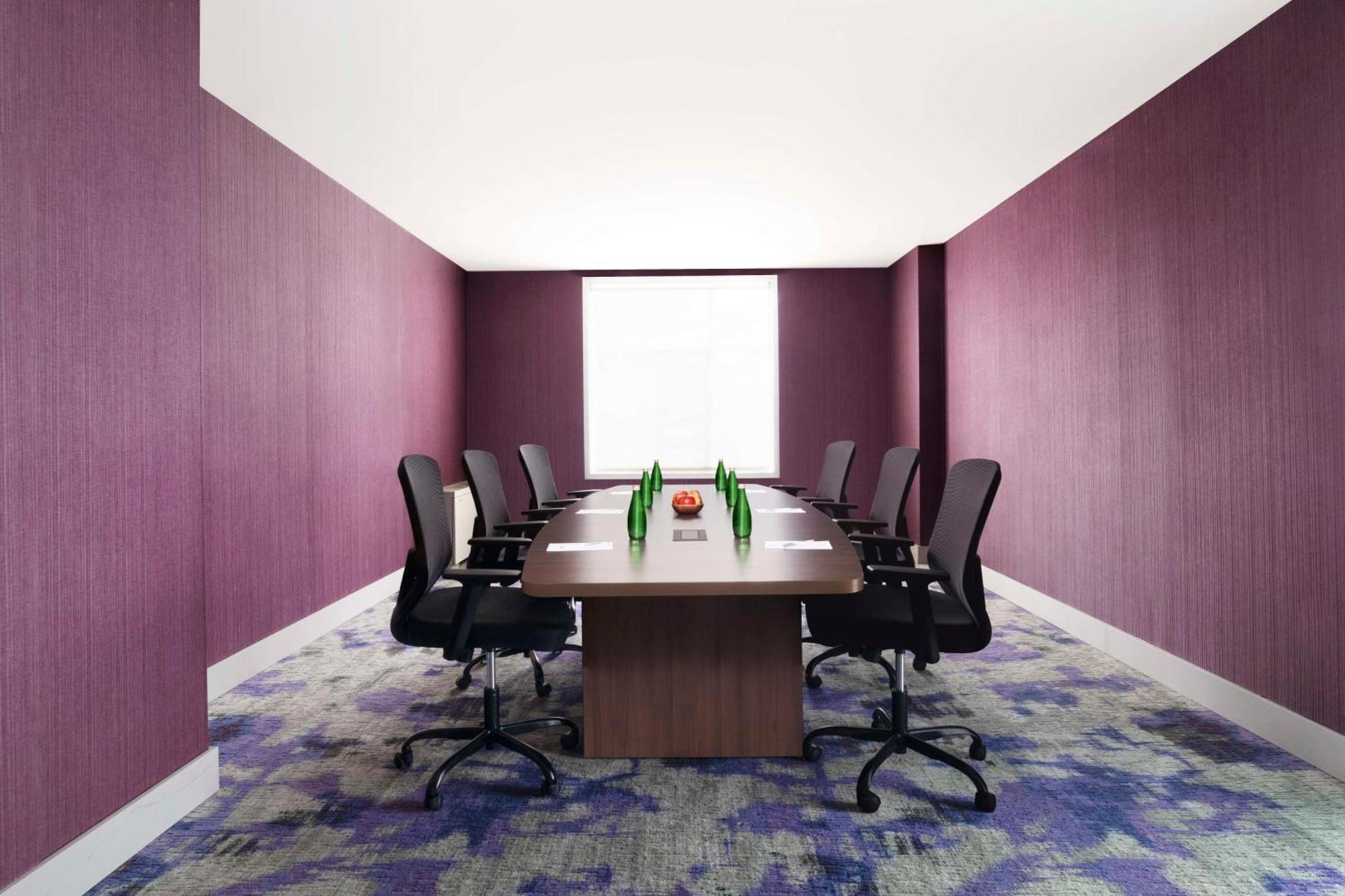 Hilton Garden Inn Calgary Airport מראה חיצוני תמונה