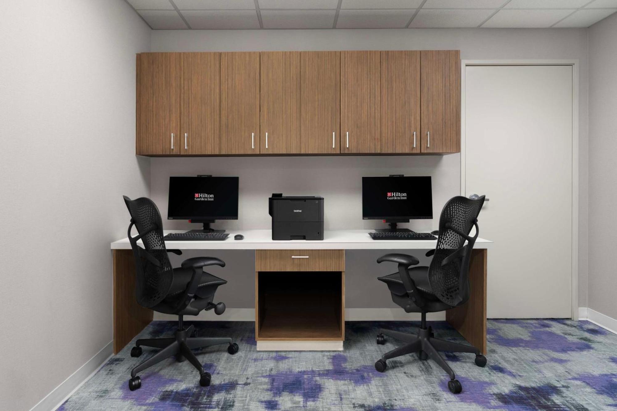 Hilton Garden Inn Calgary Airport מראה חיצוני תמונה