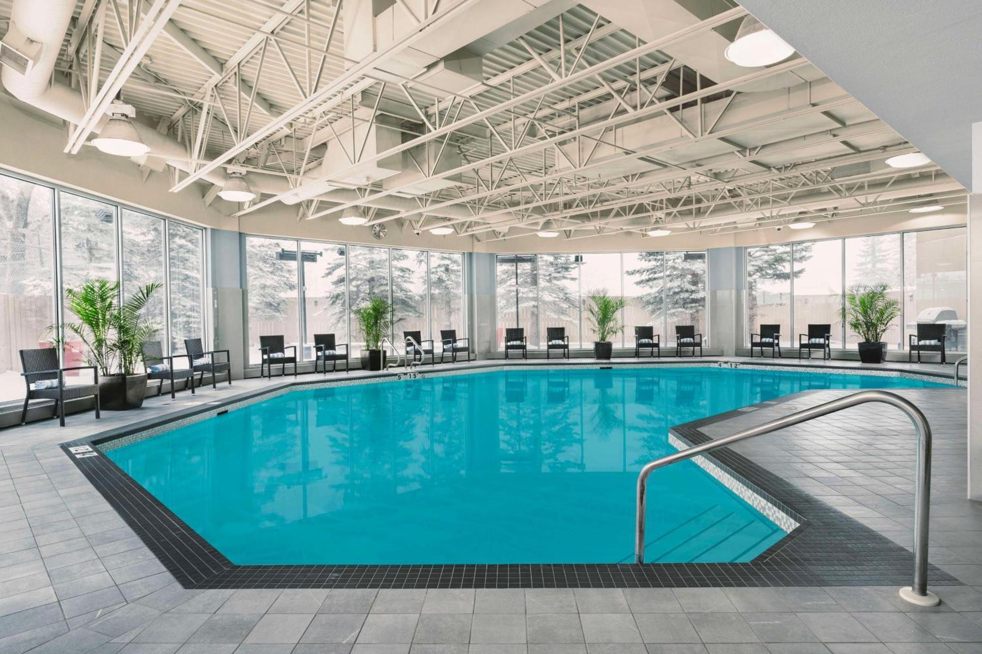 Hilton Garden Inn Calgary Airport מראה חיצוני תמונה