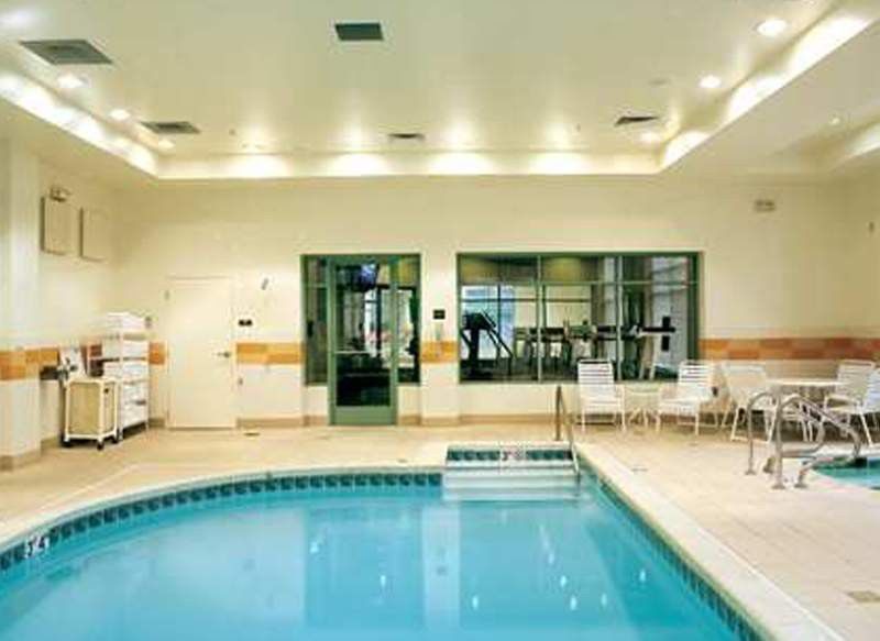 Hilton Garden Inn Calgary Airport מראה חיצוני תמונה